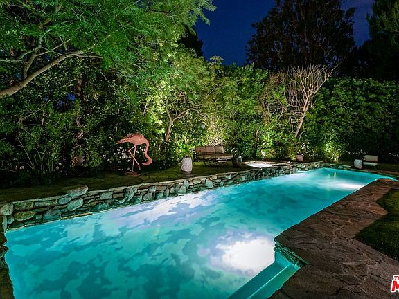 3rd image of 1451 Blue Jay Way