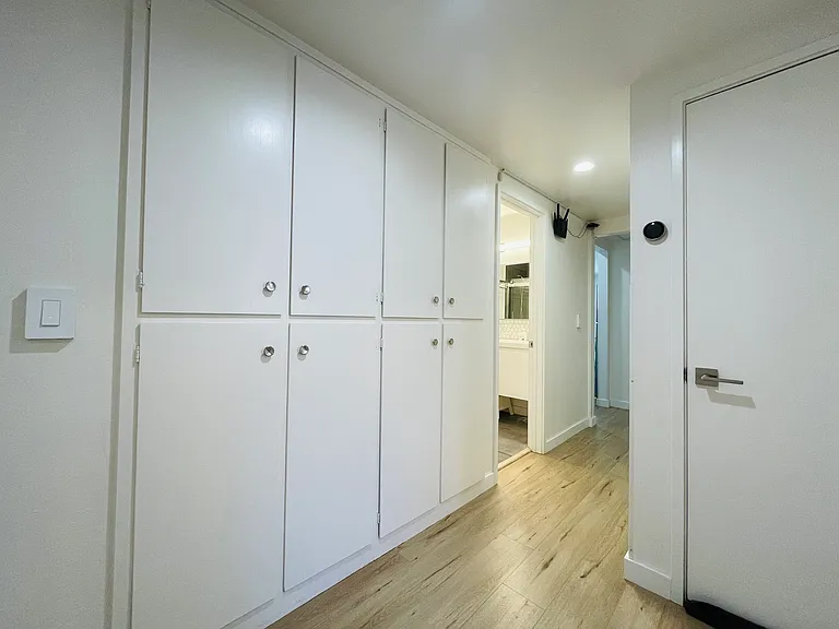 3373 Payne Ave #3 — Photo 14