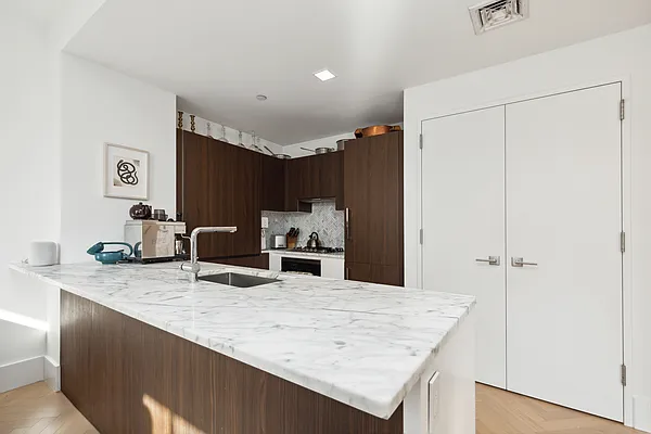 Rented by Corcoran | media 31