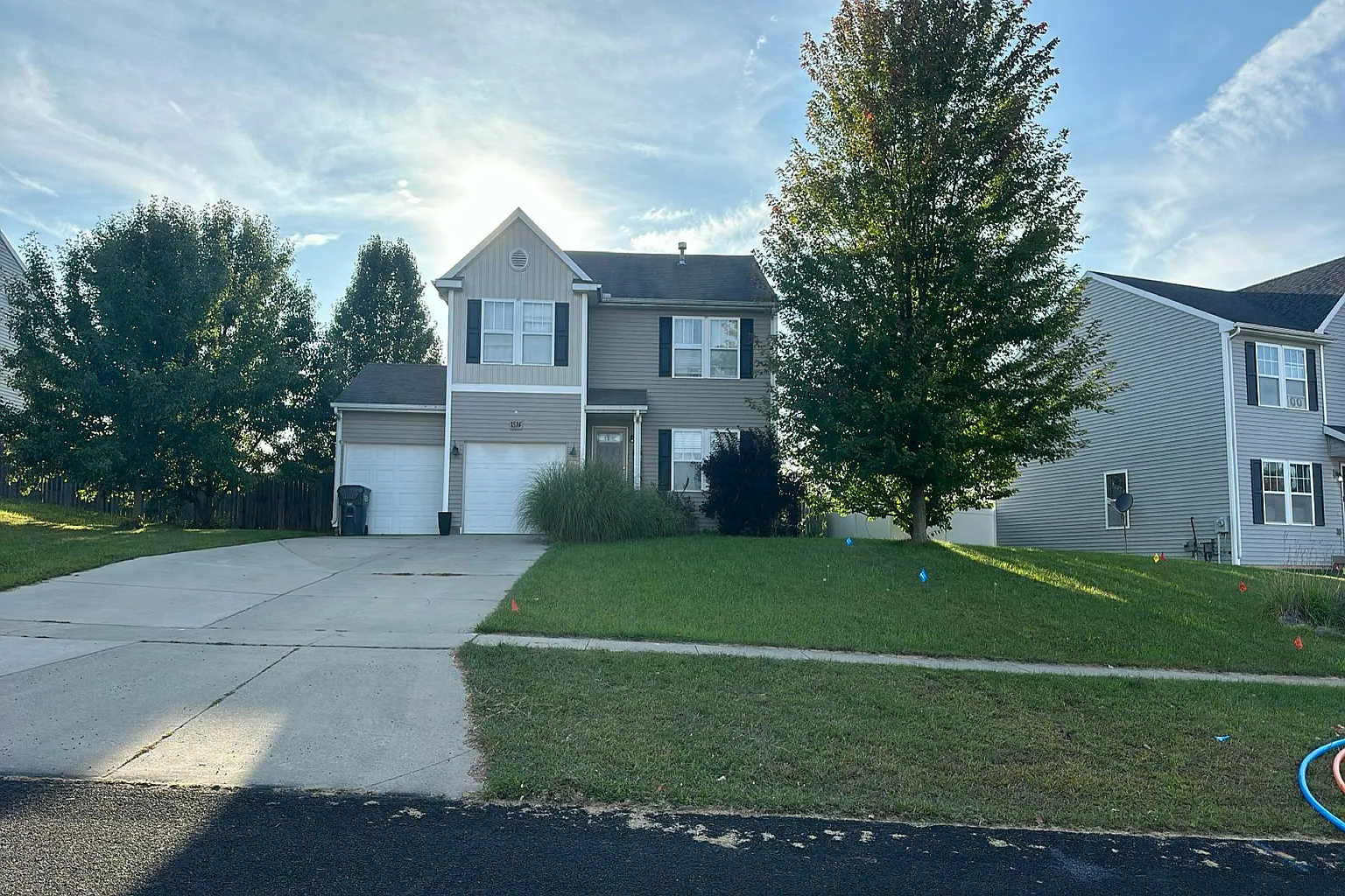 1514 Ellington Dr photo 1