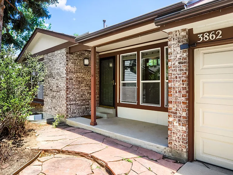 3862 Campo Ct — Photo 2