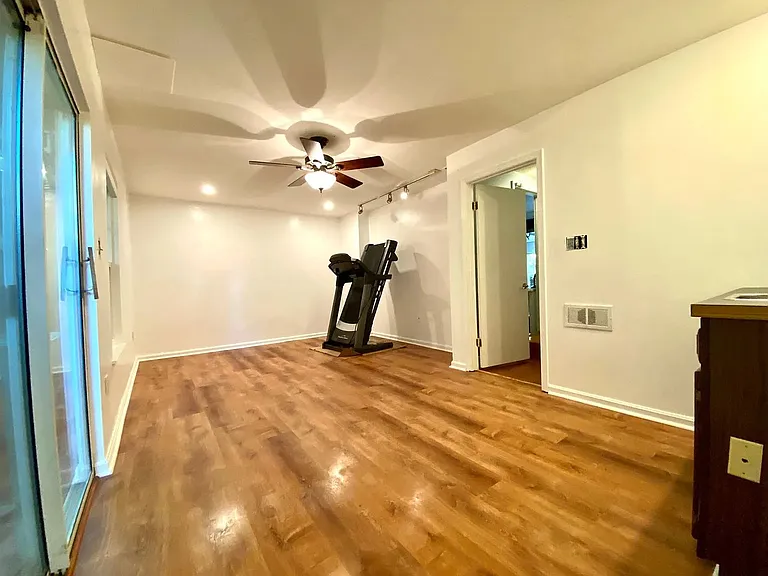 12284 Wye Oak Commons Cir — Photo 6