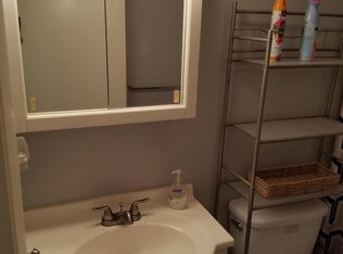 492 East St APT 8, Plainville, CT 06062