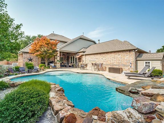 3rd image of 3308 Timber Glen Ln