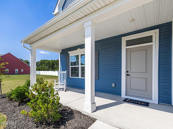 4th image of 204 Ayla Court