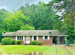 383 Antioch Rd, Fayetteville, GA 30215