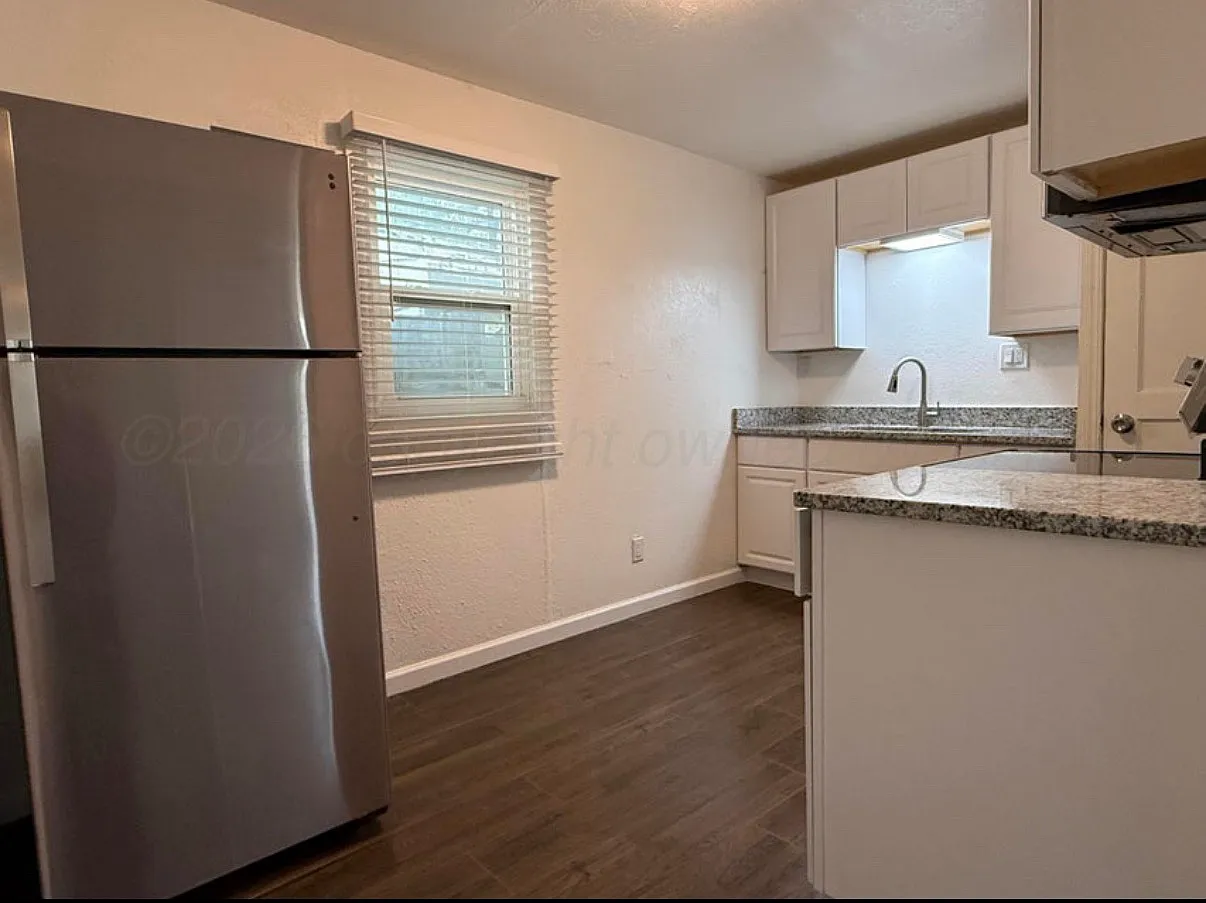 314 N Hedgecoke St — Photo 4