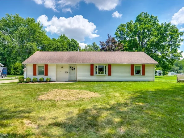 1183 Aberth Dr, Akron, OH 44320
