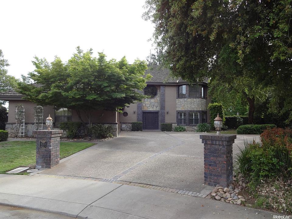 1st image of 1133 Chateau Ct