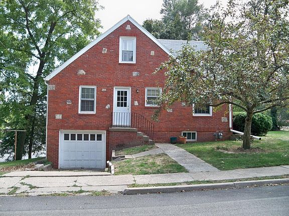 2nd image of 2731 Ashland Ave