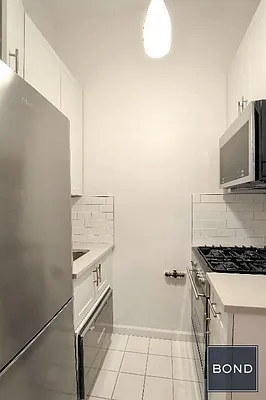 Rented by Bond New York | media 1