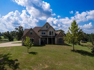 4149 Acr 2202, Palestine, TX 75803