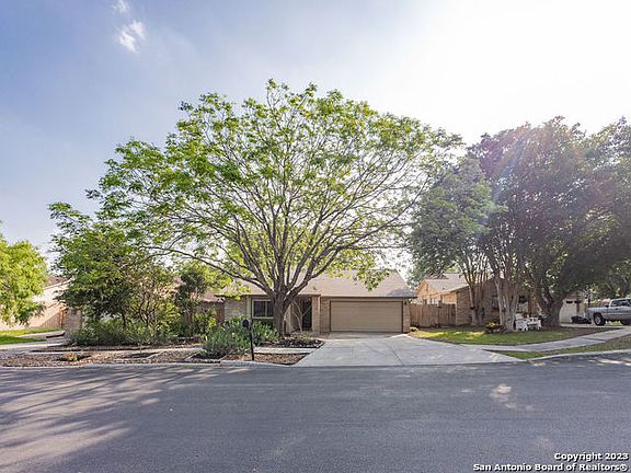 4th image of 13235 LARKWAY ST