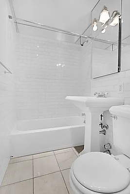 Rented by Cooper & Cooper Real Estate | media 22