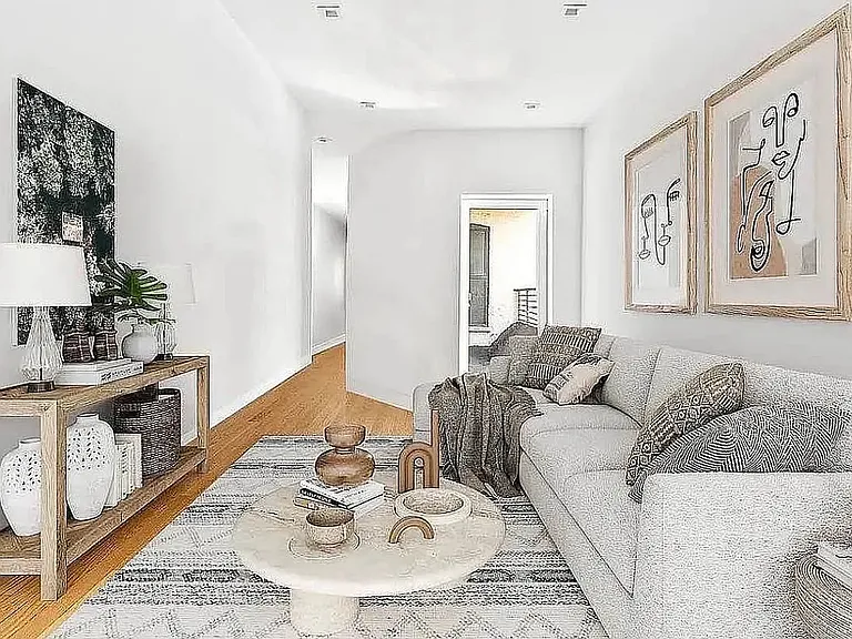 122 29th St #6L — Photo 1