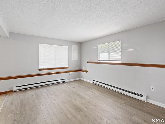 5th image of 2743 E Main St #B