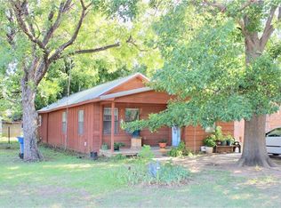 202 E 1st St, Breckenridge, TX 76424