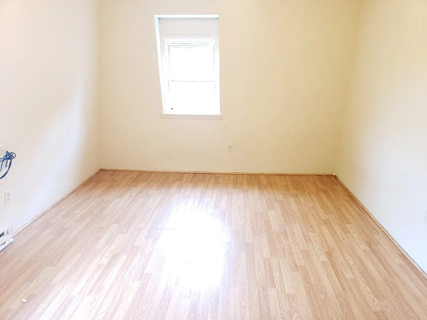 Charming 2Bed/1Bath Semi-Detached Home in Allentown! — Photo 2