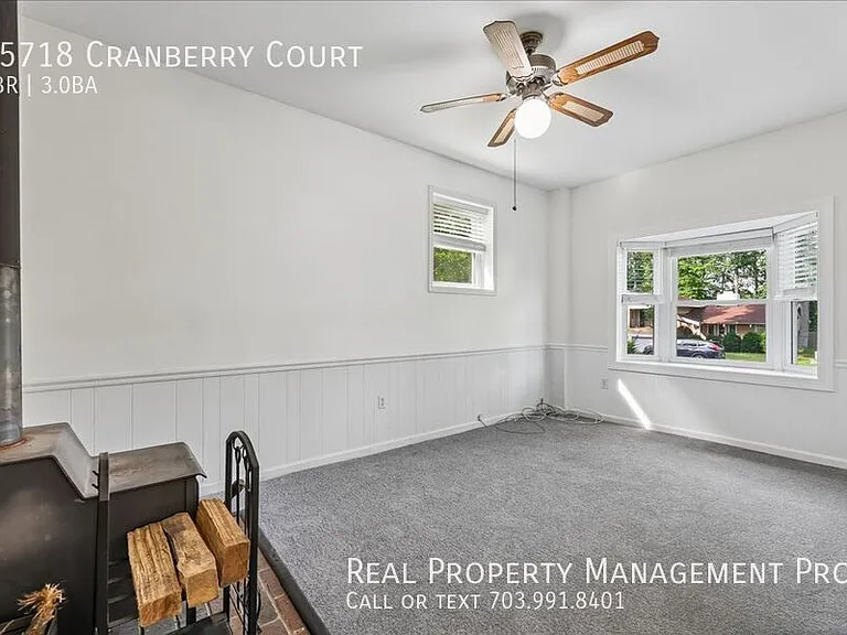15718 Cranberry Ct — Photo 7