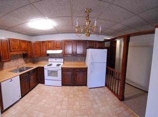 911 5th Ave NE APT 11, Austin, MN 55912