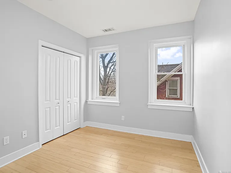 775 Atlantic St #3L — Photo 18