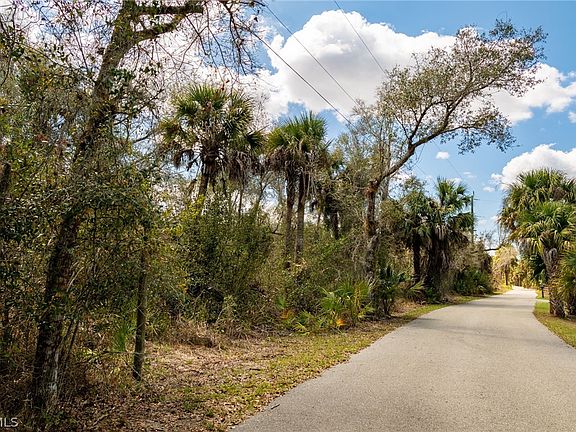 2nd image of 3751 Bateman Rd