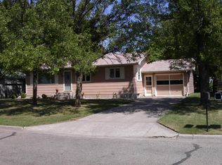 205 S 5th St, Drayton, ND 58225