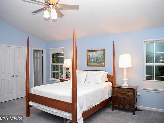 Bedroom (Master) 2nd View