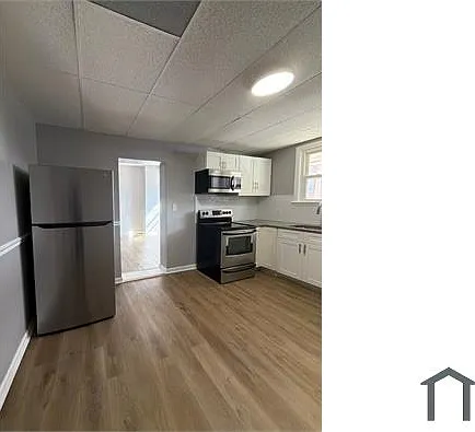 3 bed, $2,200 — Photo 4