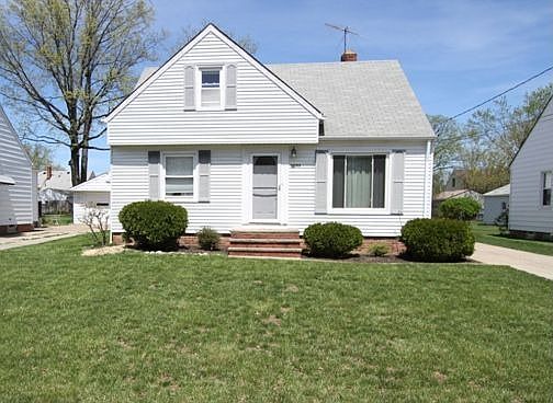 1st image of 30313 Mildred Dr