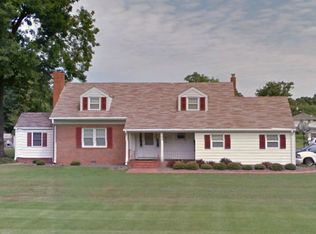 33 Middlesex Rd, Newport News, VA 23606