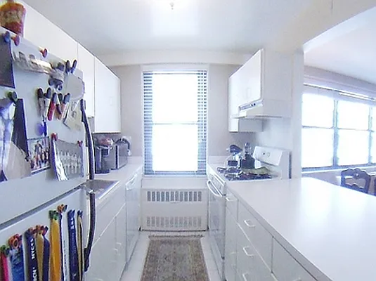 Rented by Citi Habitats | media 22