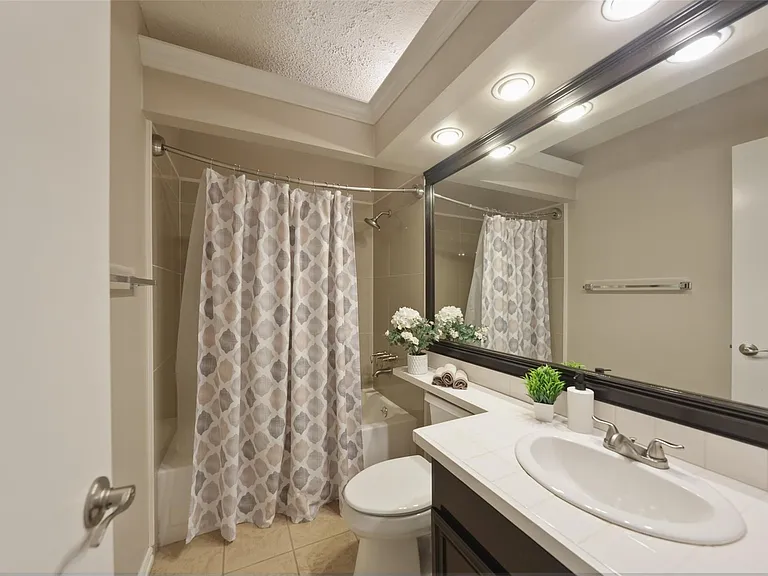 3311 Golden Trails Dr #505 — Photo 22