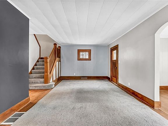 5th image of 355 S Ogden St