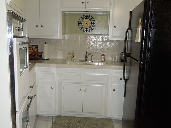 3rd image of 333 Junipero Ave #43