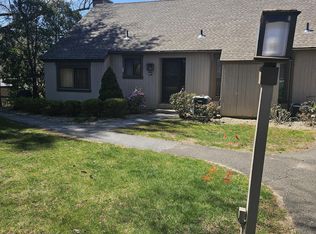 87 Mallard Dr #87, Avon, CT 06001