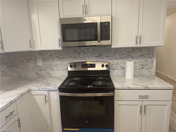 5th image of 4108 Wake Ave