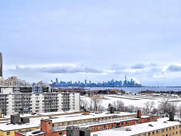 11 Superior Ave #907 — Photo 30