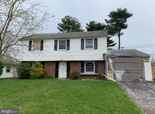 104 Pheasant Ln, Willingboro, NJ 08046