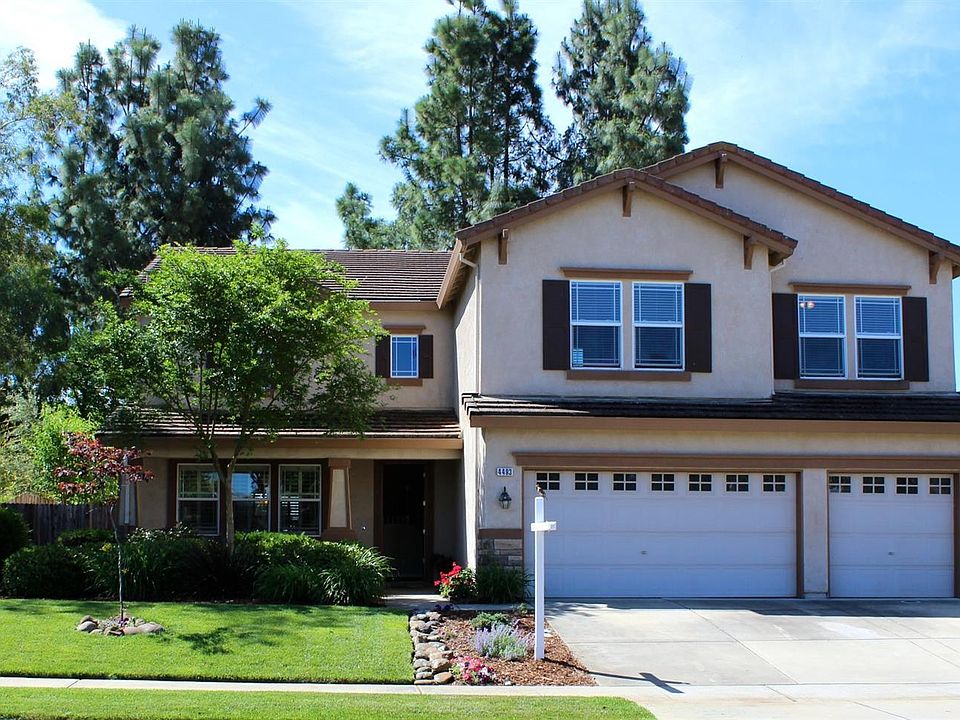 2nd image of 4493 McRoberts Dr