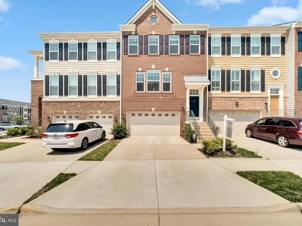 42510 Oak Park Sq, Ashburn, VA 20148