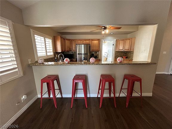 5th image of 267 Westwind Rd