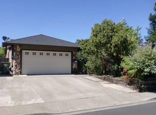 525 Lanyard Ct, Rohnert Park, CA 94928