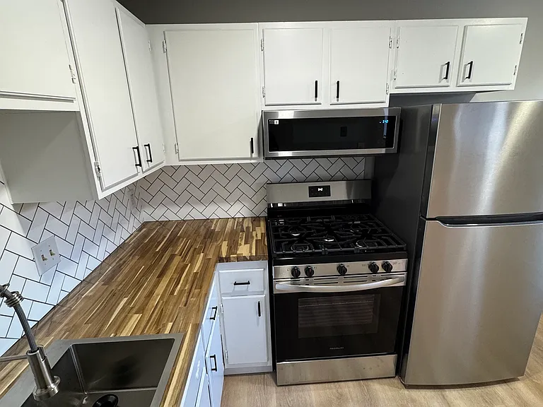 Legacy at Golfview LLC — Photo 8