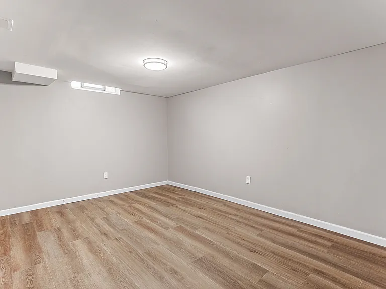 1909 Jan Cir — Photo 7