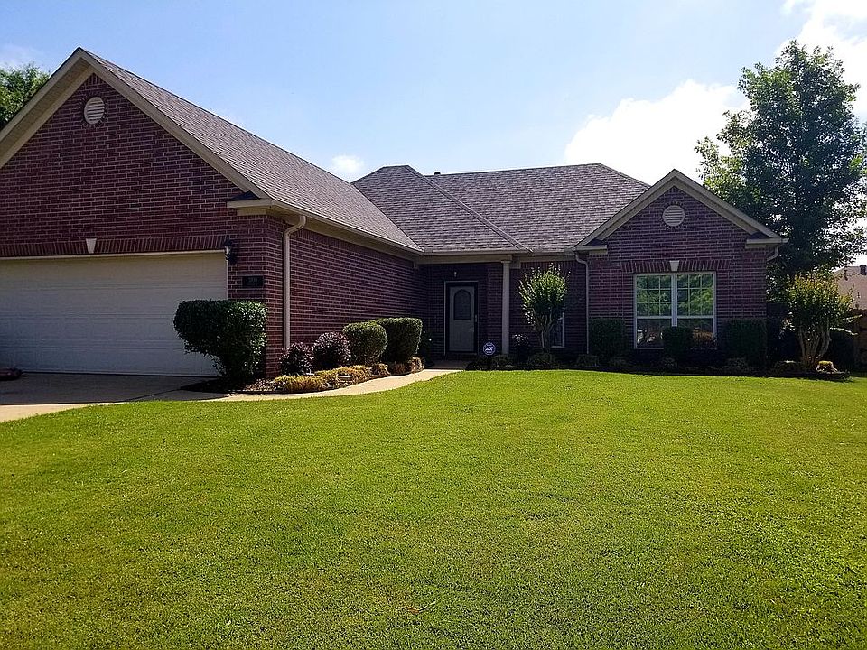 1st image of 3100 Greenfield Dr