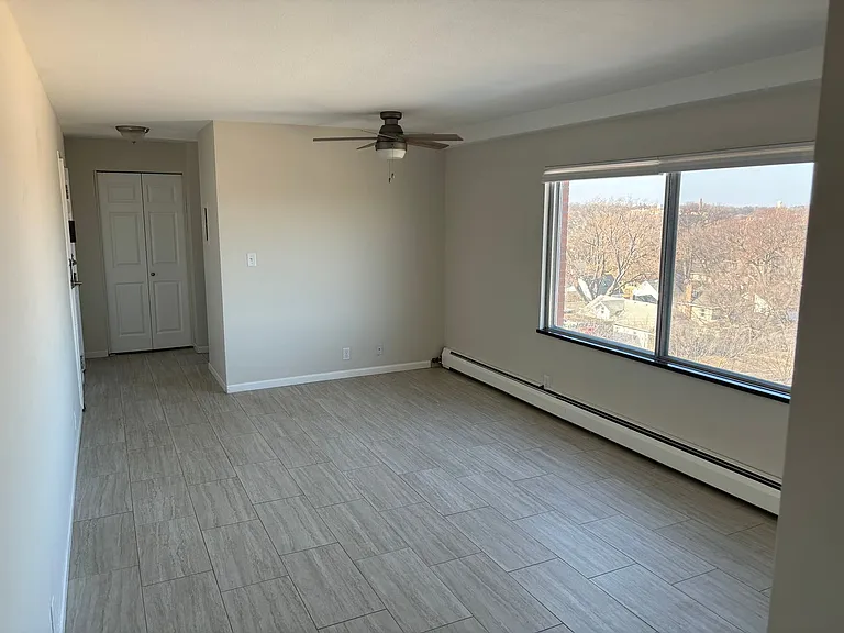 2915 W 50th St — Photo 37