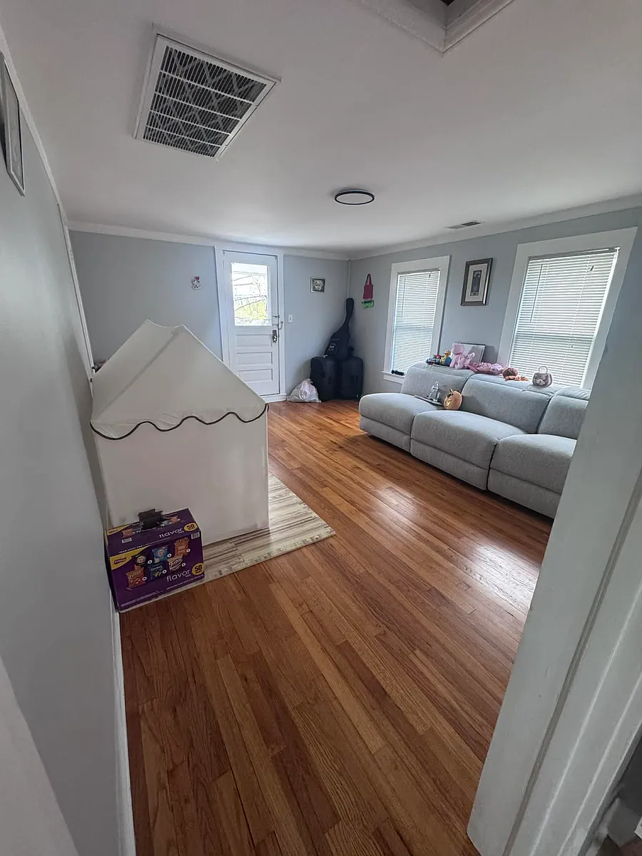 Building Photo - 80 Pleasant St #2