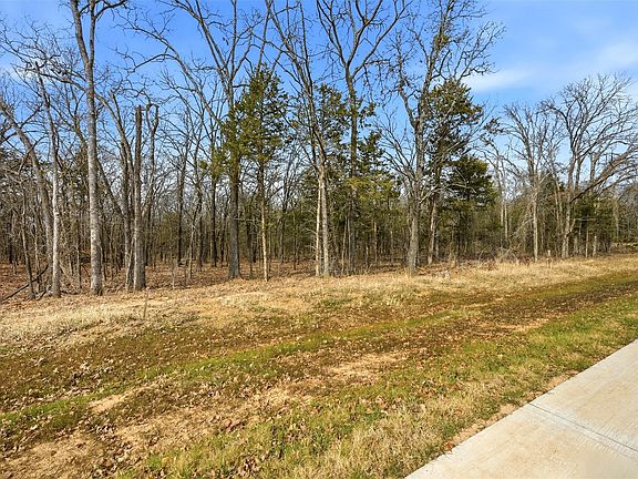 4th image of 30 White Tail Way