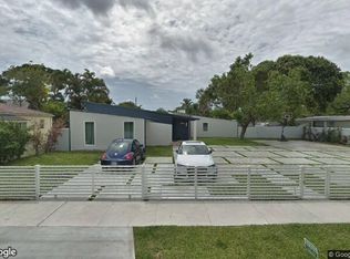 449 Esplanade Dr, Miami Springs, FL 33166